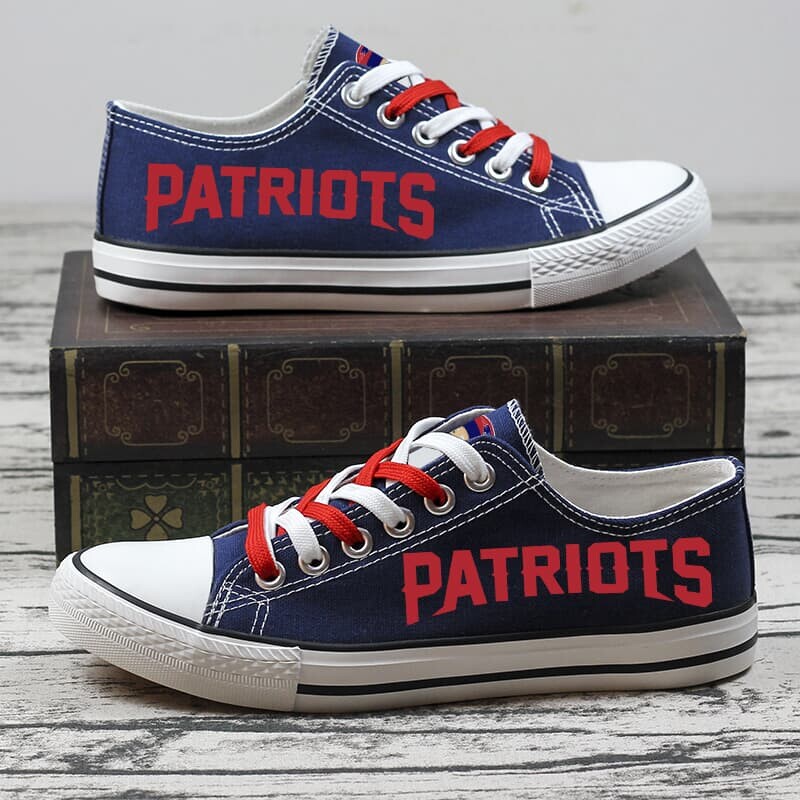 Christmas Design New England Patriots Limited Print NFL Football Fans Low Top Canvas Shoes Sport Sneakers T-DWAS025L Christmas%2BDesign%2BNew%2BEngland%2BPatriots%2BLimited%2BPrint%2BNFL%2BFootball%2BFans%2BLow%2BTop%2BCanvas%2BShoes%2BSport%2BSneakers%2BT DWAS025L 5432 MfvqP