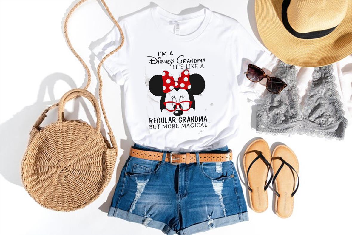 I A Disney Grandma Its Like A Regular Grandma But More Magical Mickey Shirt